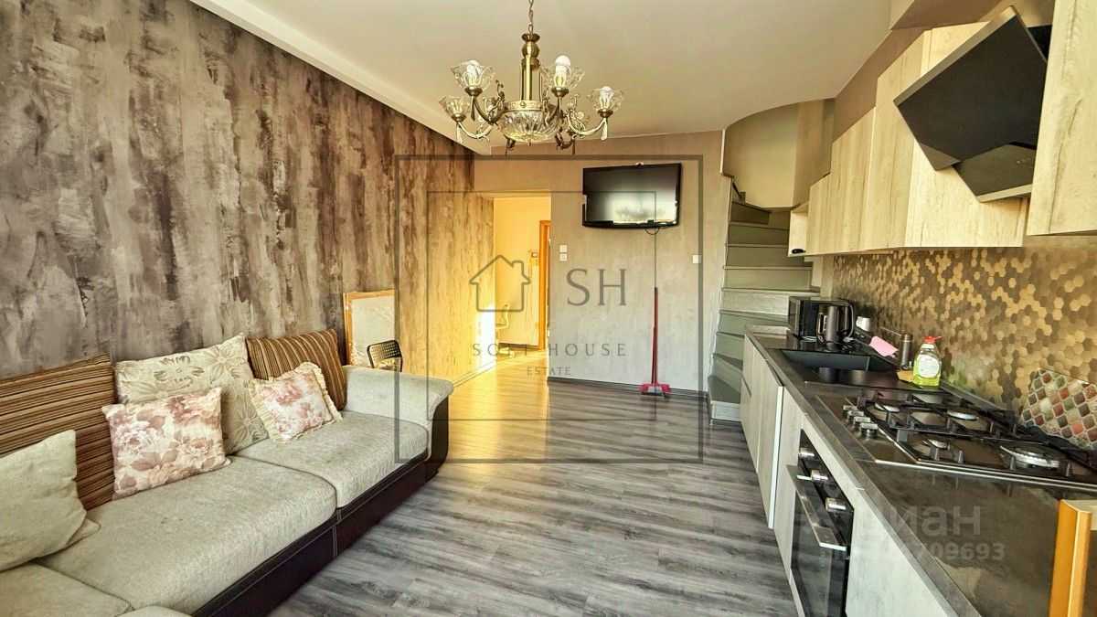 4-комнатная квартира, 100 м² — фотография 3