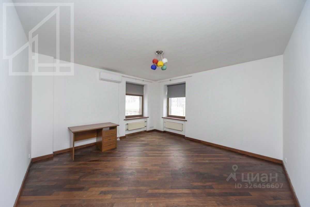 4-комнатная квартира, 165 м² — фотография 3
