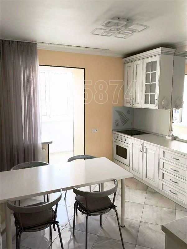 4-комнатная квартира, 132 м² — фотография 2