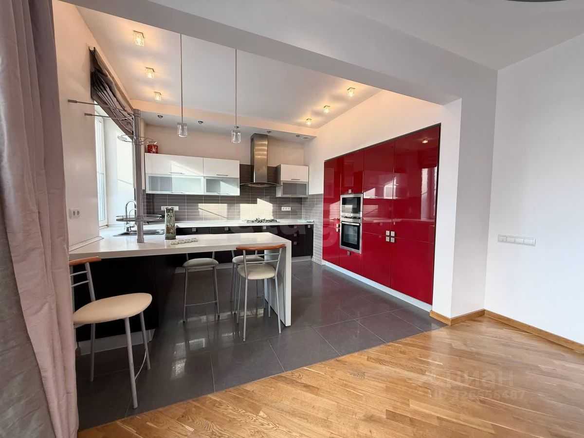 4-комнатная квартира, 110 м²