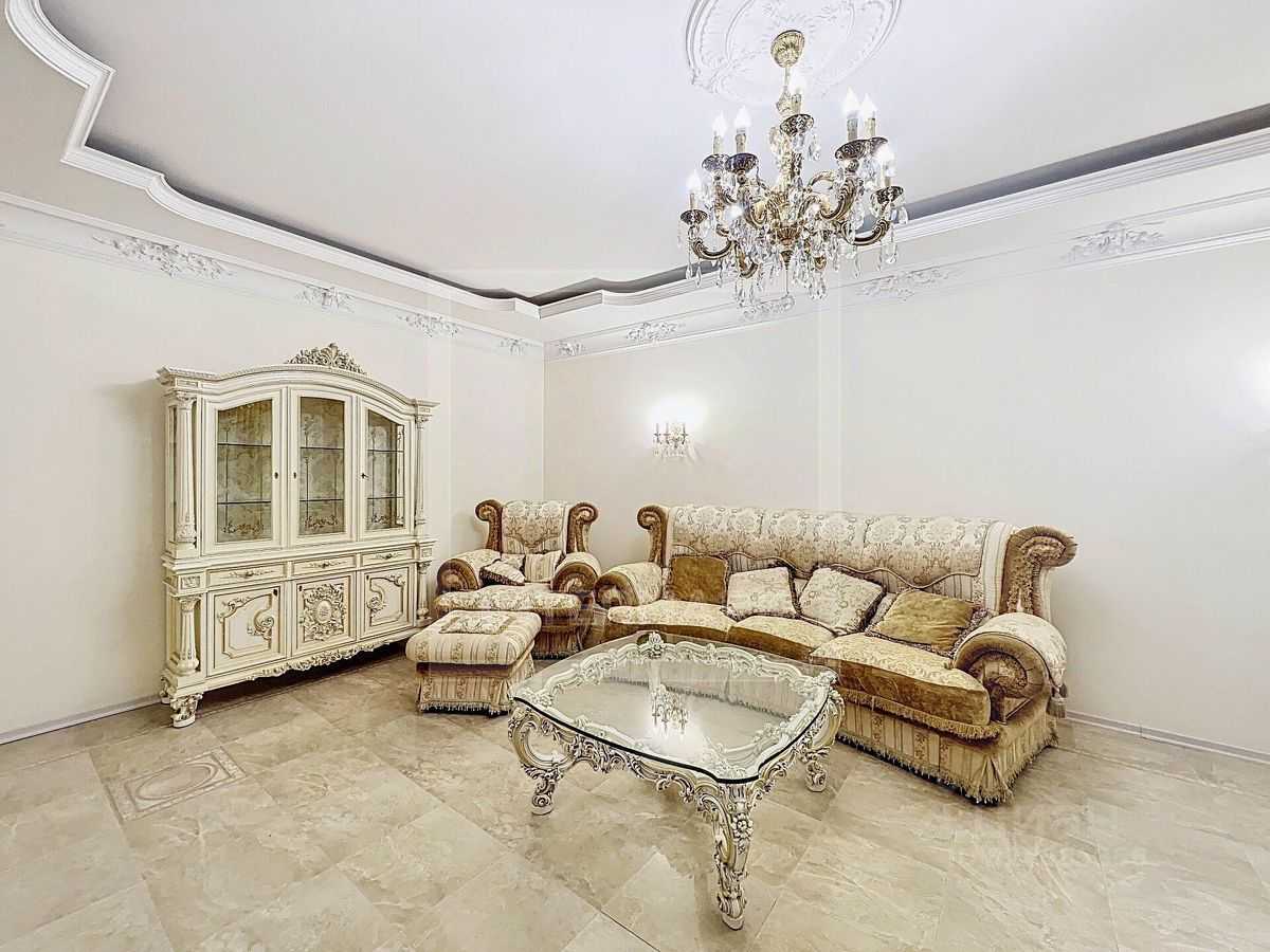 3-комнатная квартира, 145 м²