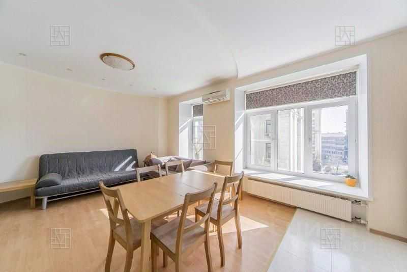 4-комнатная квартира, 120 м² — фотография 2