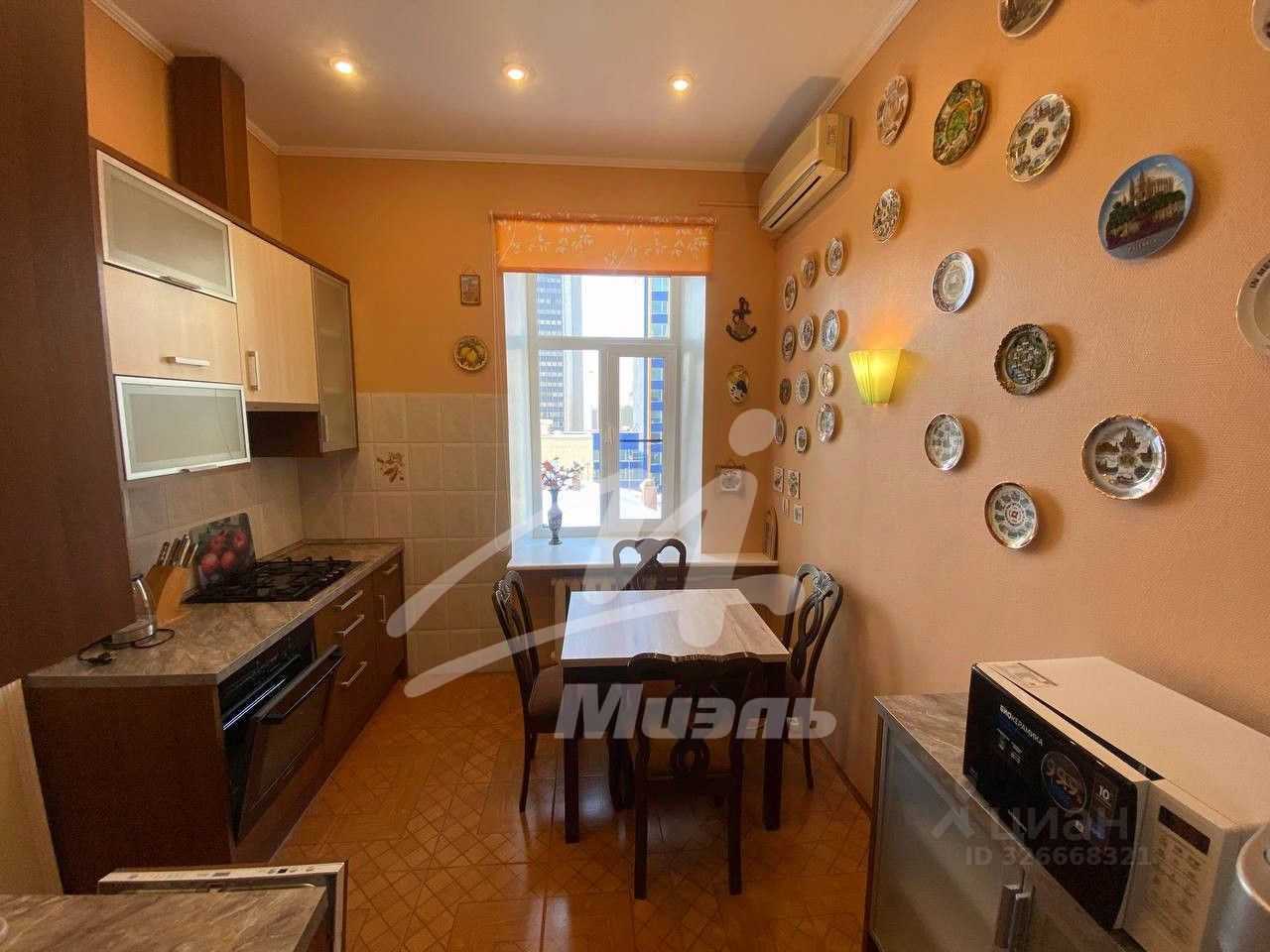 4-комнатная квартира, 100 м²