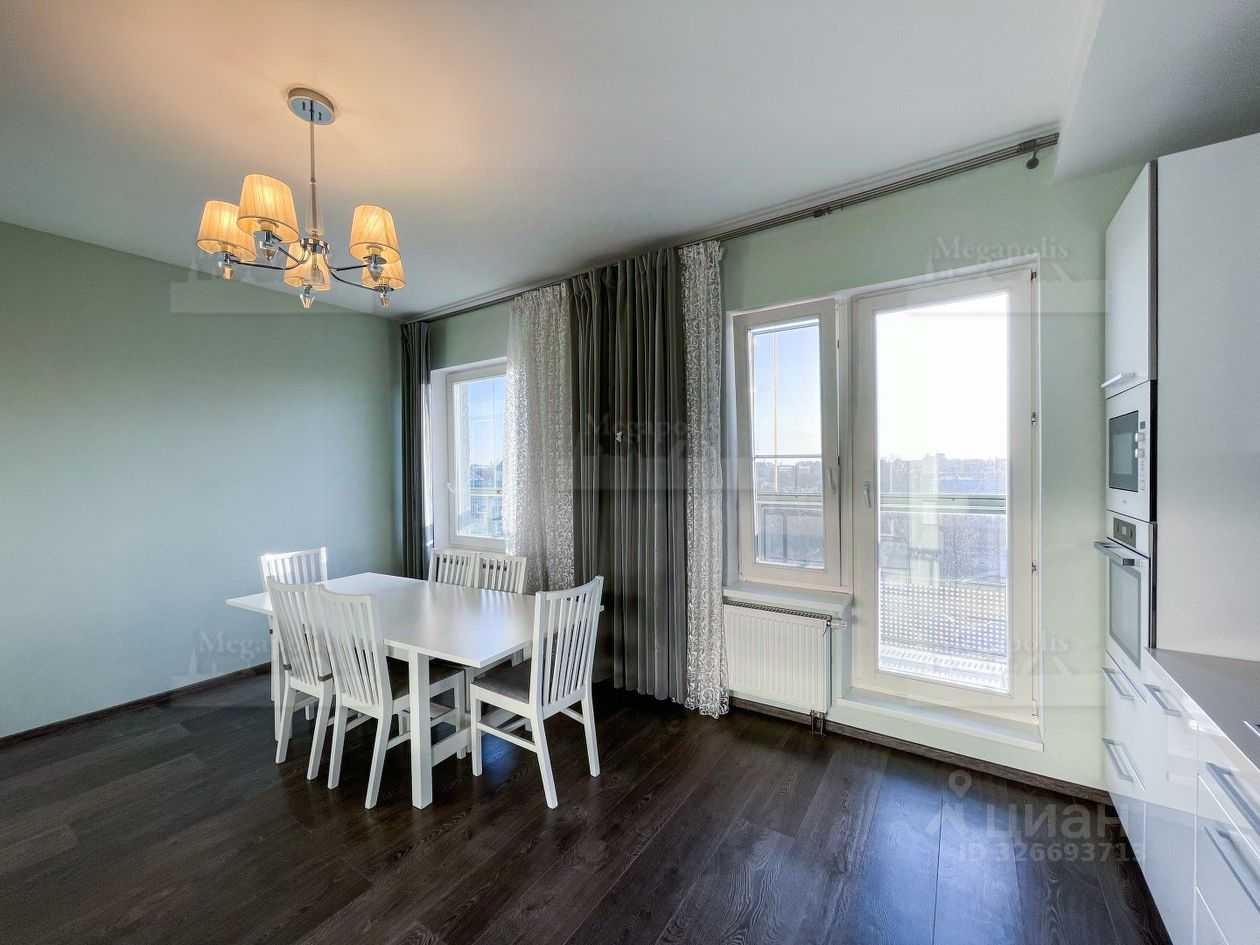 4-комнатная квартира, 157 м² — фотография 3