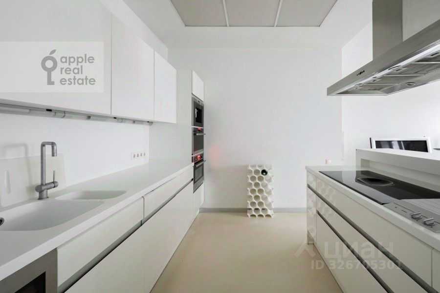 4-комнатная квартира, 104 м² — фотография 3