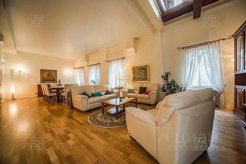 4-комнатная квартира, 170 м²
