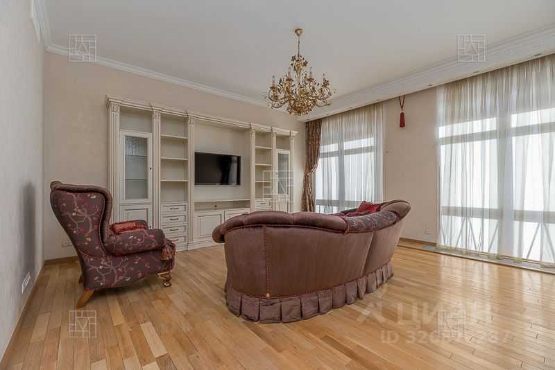 3-комнатная квартира, 140 м²