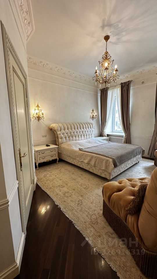 5-комнатная квартира, 180 м² — фотография 2