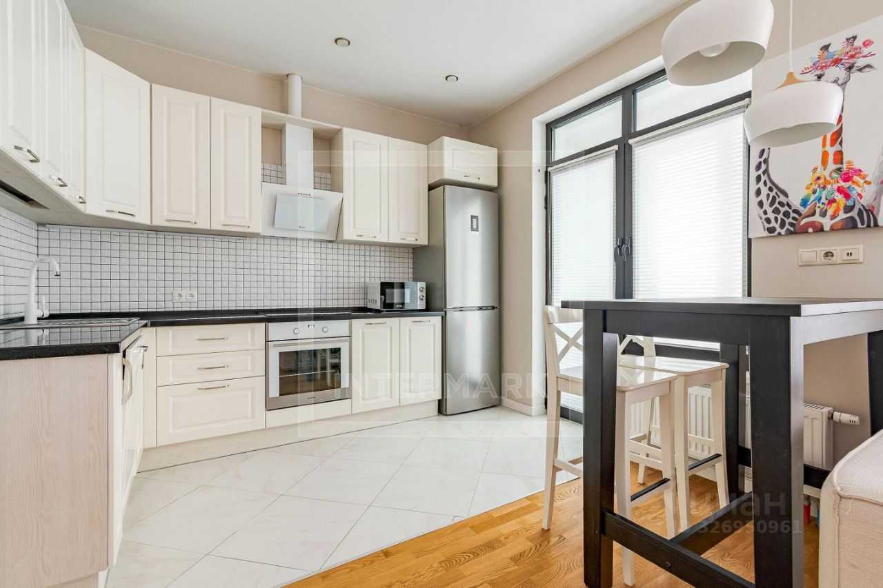 2-комнатная квартира, 61 м² — фотография 2