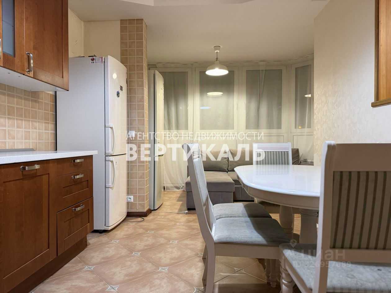 3-комнатная квартира, 110 м² — фотография 3