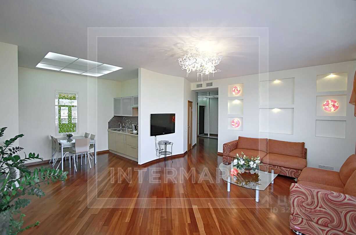 4-комнатная квартира, 121 м² — фотография 2