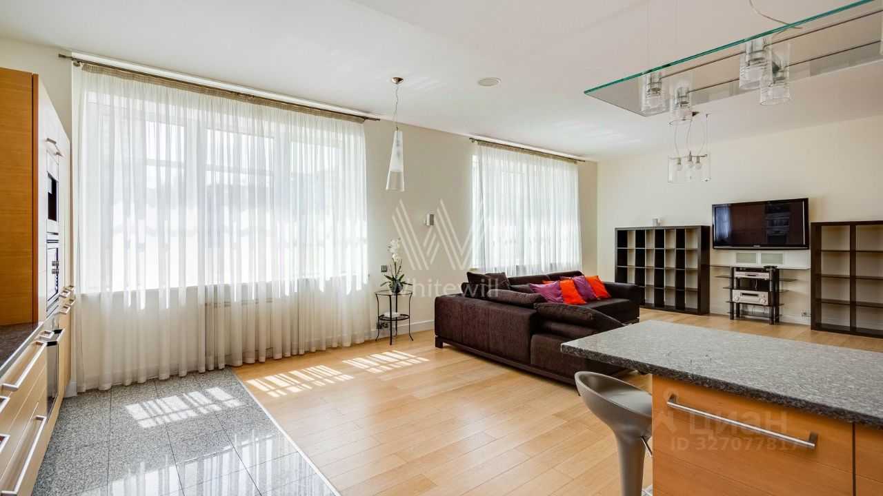 5-комнатная квартира, 204 м² — фотография 2