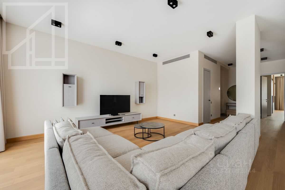 2-комнатная квартира, 94 м² — фотография 3