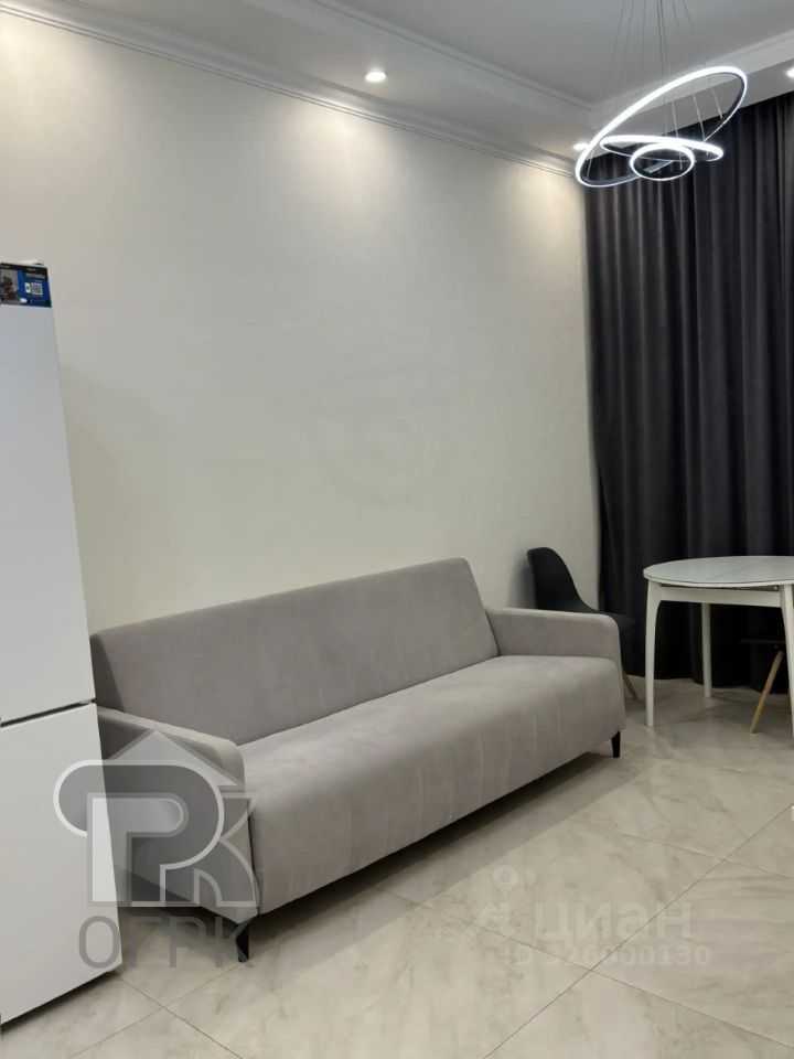 1-комнатная квартира, 38 м² — фотография 2