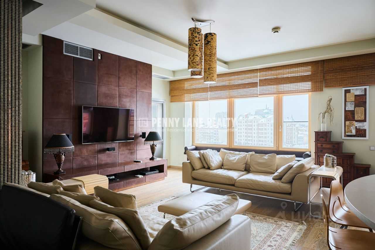 4-комнатная квартира, 180 м²