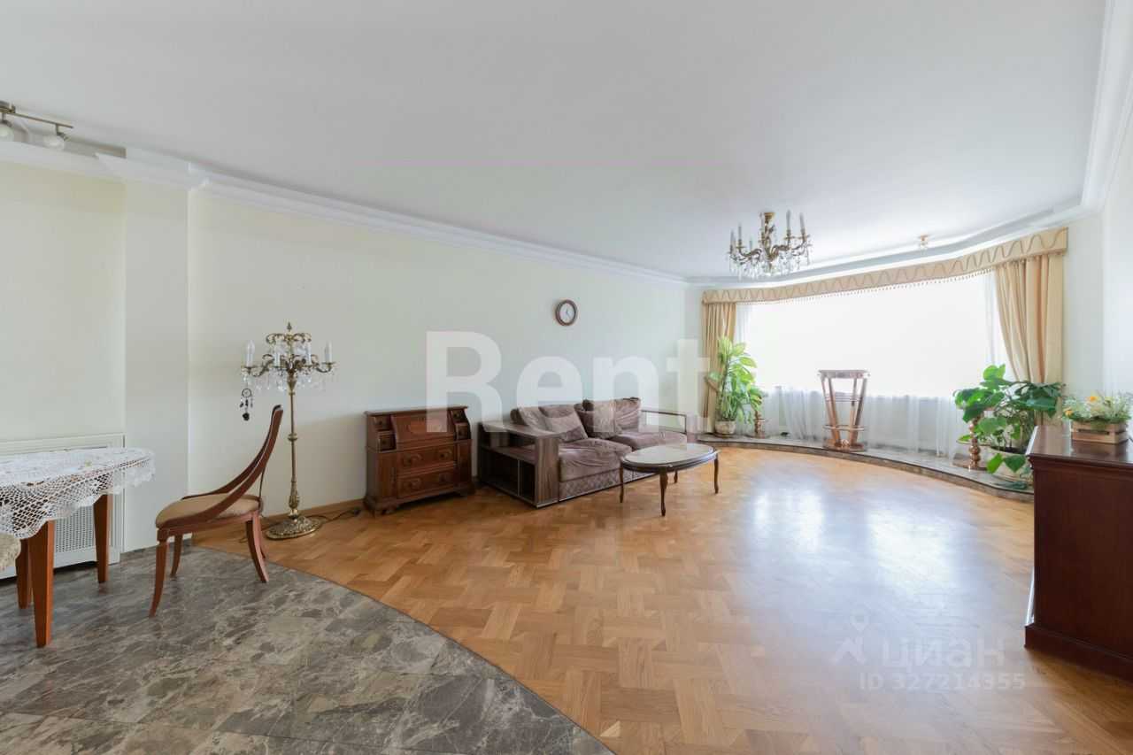 4-комнатная квартира, 133 м²