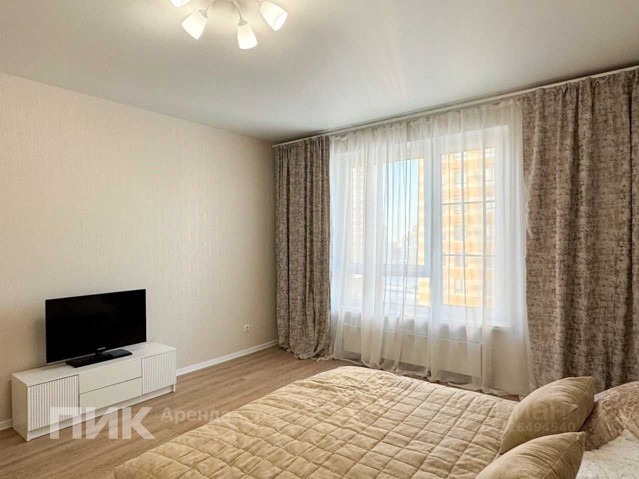 1-комнатная квартира, 42 м² — фотография 2