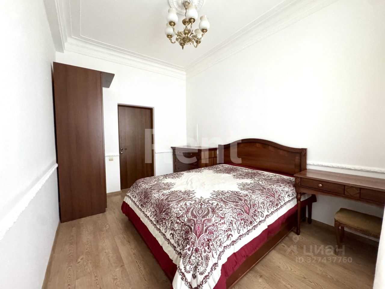 4-комнатная квартира, 130 м² — фотография 3