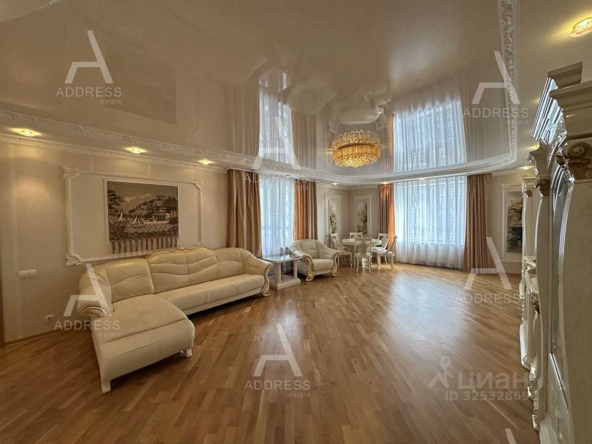 4-комнатная квартира, 190 м² — фотография 3