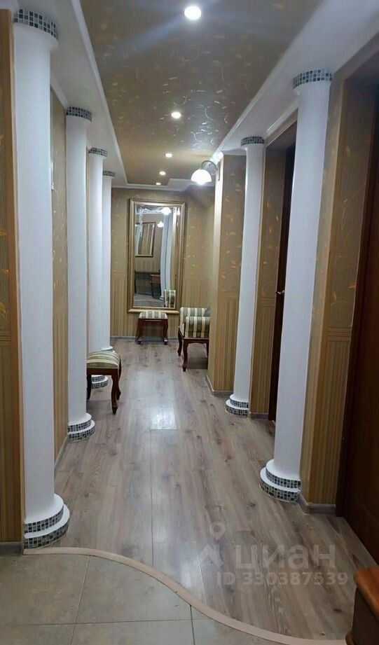 2-комнатная квартира, 80 м² — фотография 2
