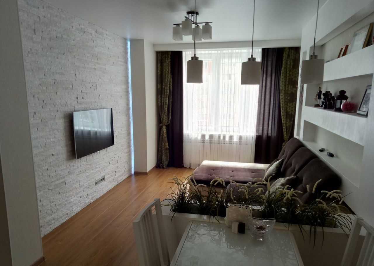 2-комнатная квартира, 63 м² — фотография 2