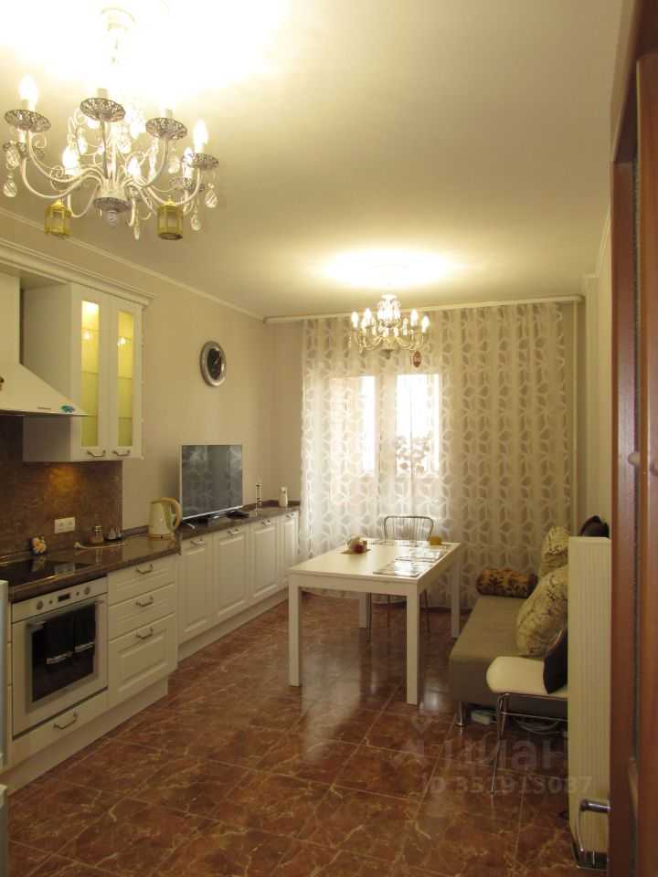 2-комнатная квартира, 64 м² — фотография 2