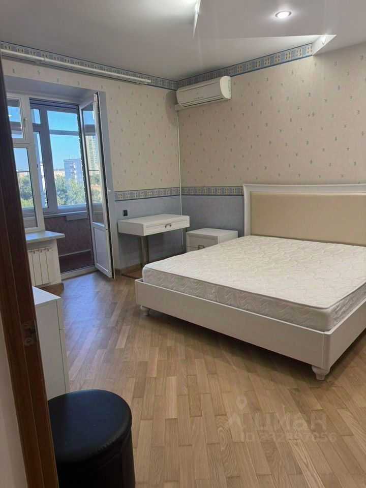 4-комнатная квартира, 140 м² — фотография 2
