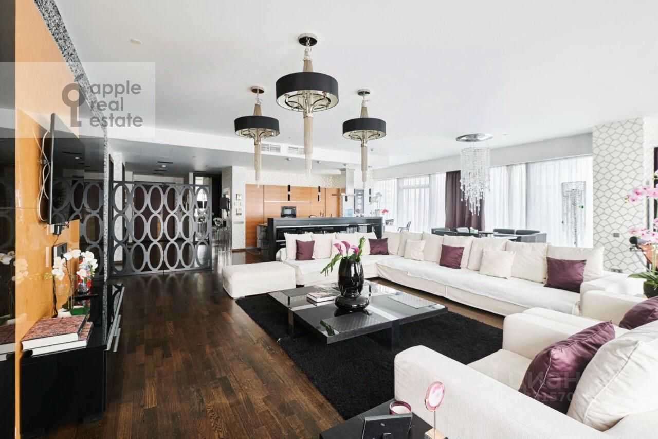 3-комнатная квартира, 225 м²