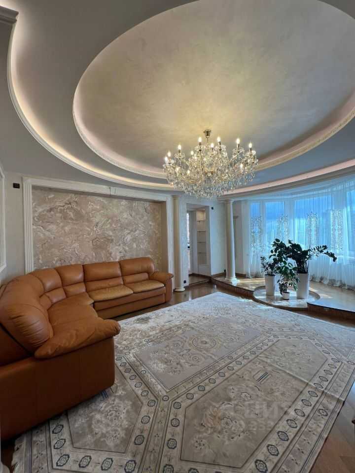 4-комнатная квартира, 153 м² — фотография 2