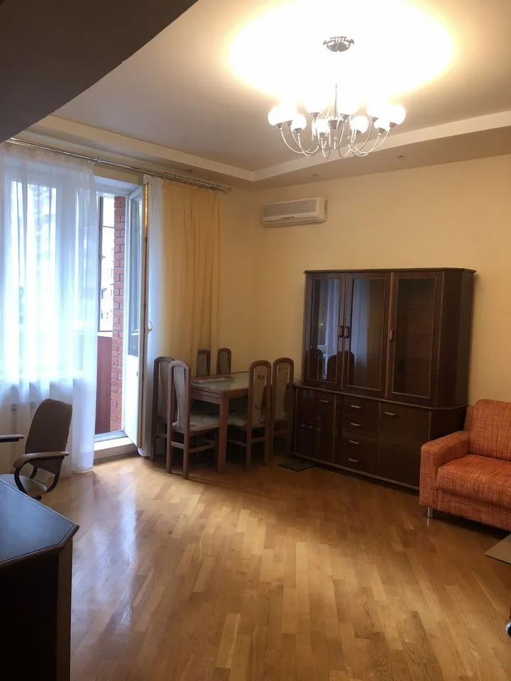 2-комнатная квартира, 70 м²