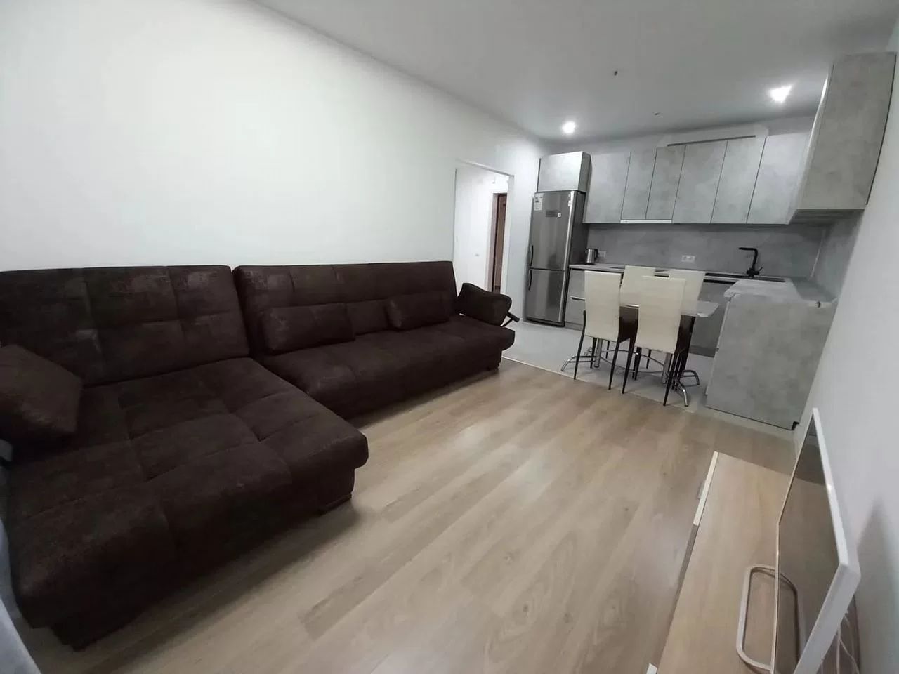 2-комнатная квартира, 55 м²
