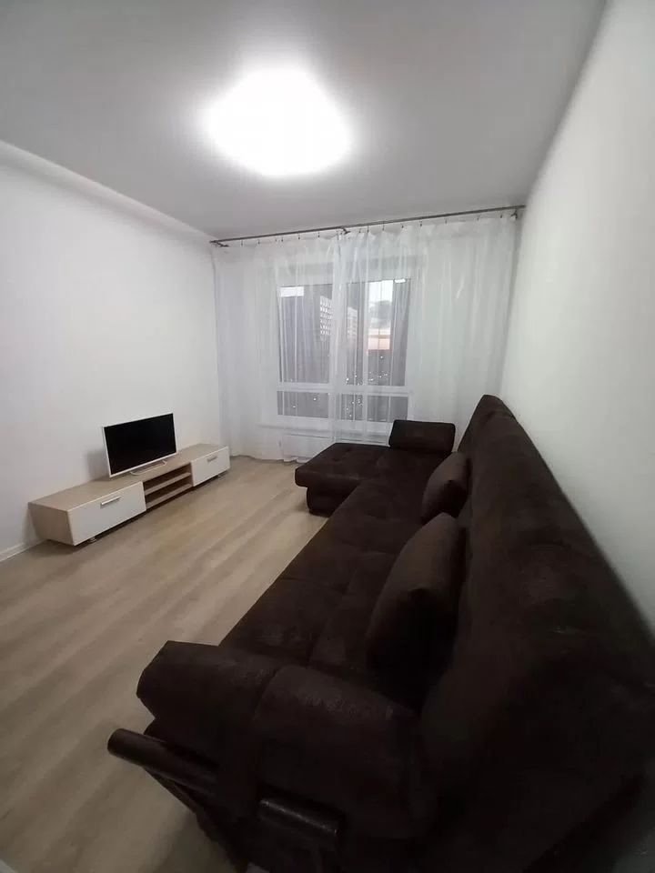 2-комнатная квартира, 55 м² — фотография 2