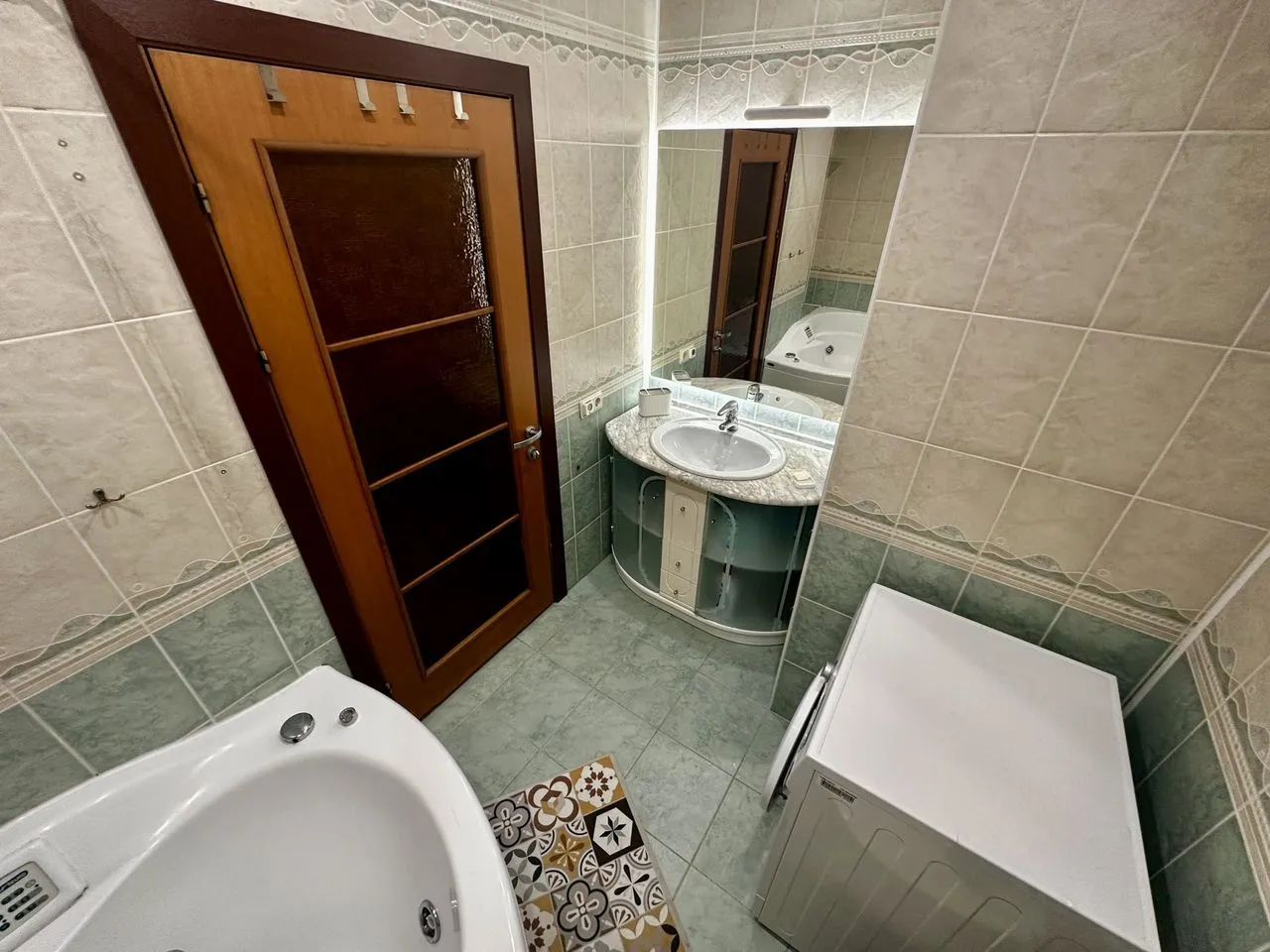 2-комнатная квартира, 64 м² — фотография 2