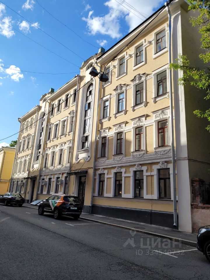 1-комнатная квартира, 105 м²