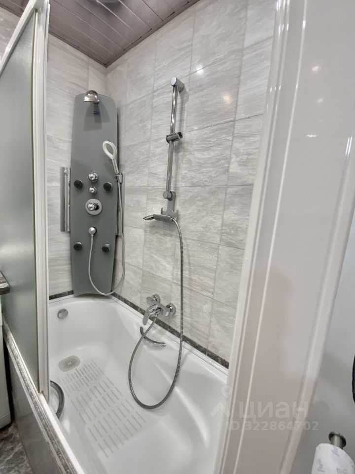 1-комнатная квартира, 70 м² — фотография 2