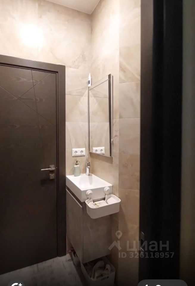 1-комнатная квартира, 156 м² — фотография 3