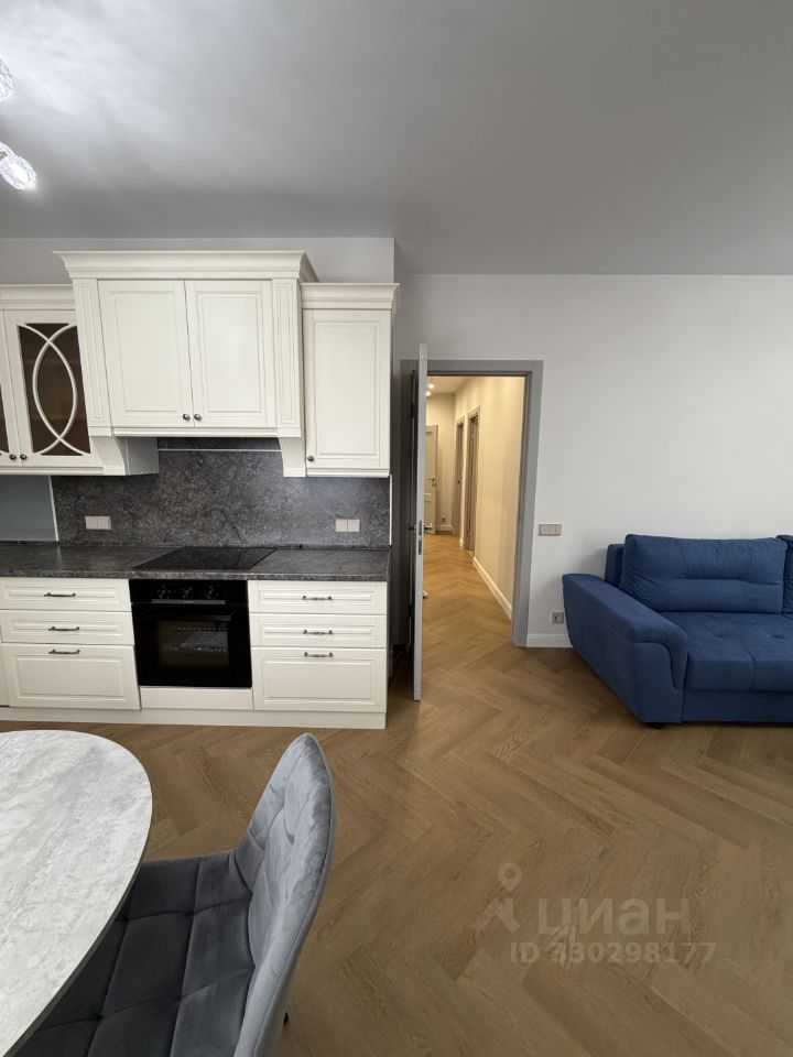 1-комнатная квартира, 75,2 м² — фотография 3