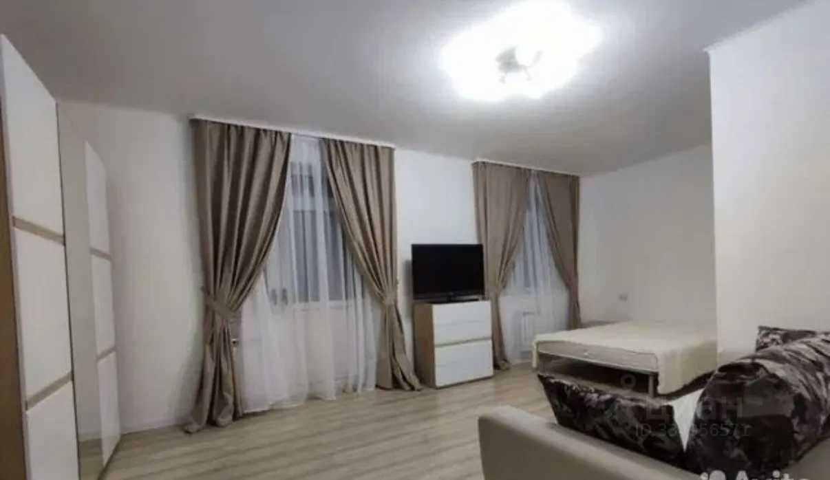 1-комнатная квартира, 52 м² — фотография 2