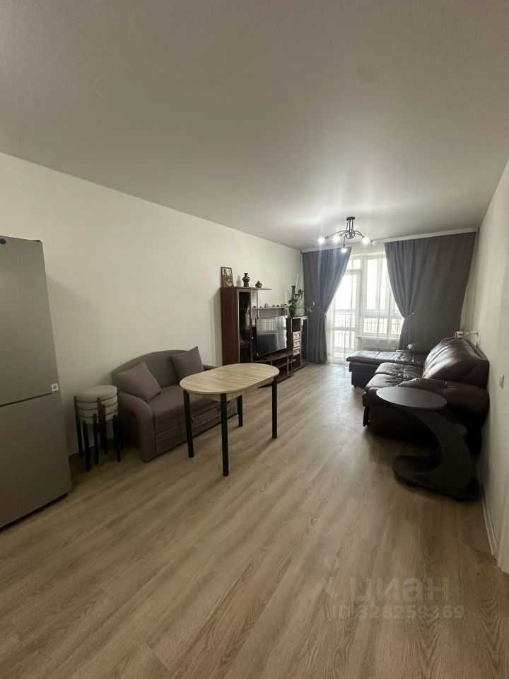 3-комнатная квартира, 76,2 м² — фотография 2