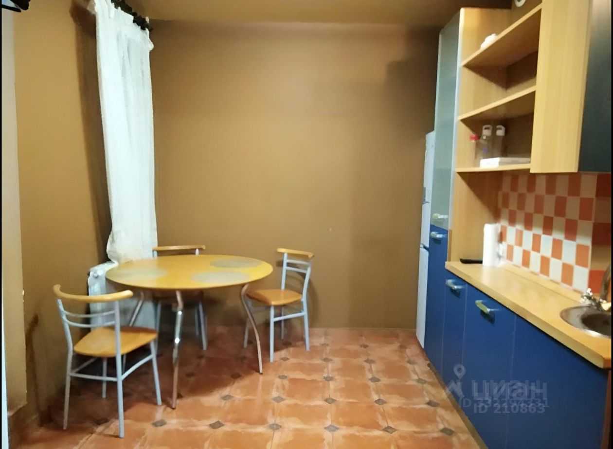 2-комнатная квартира, 60 м²