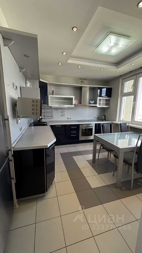 3-комнатная квартира, 77 м² — фотография 2