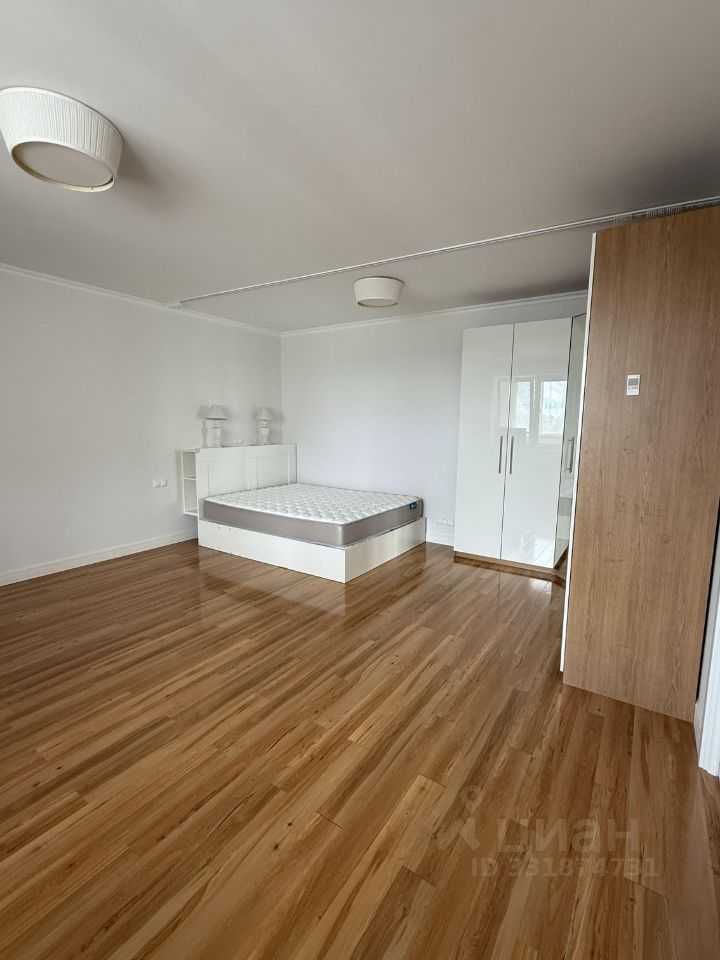 1-комнатная квартира, 52 м² — фотография 2