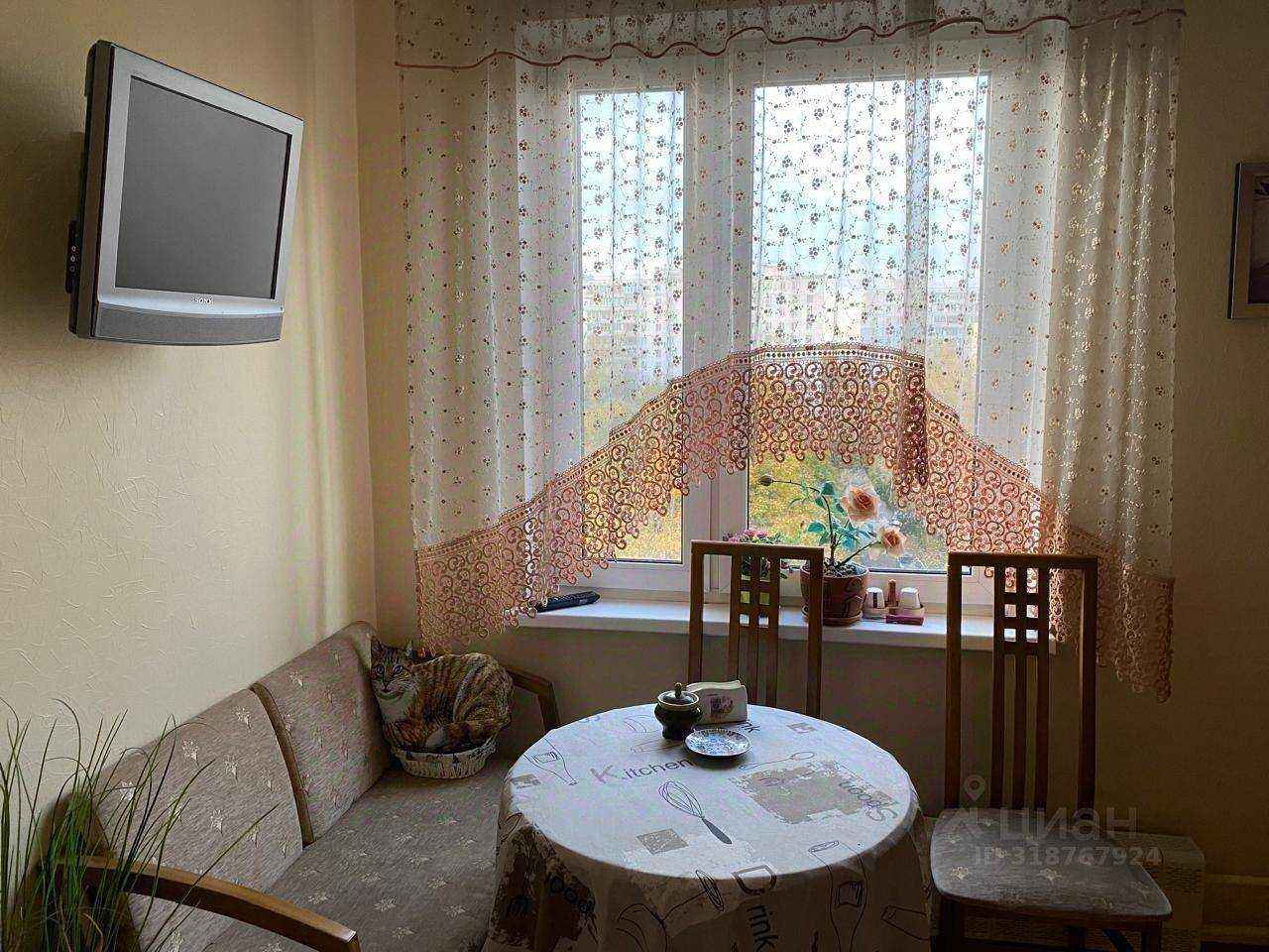2-комнатная квартира, 65 м² — фотография 2