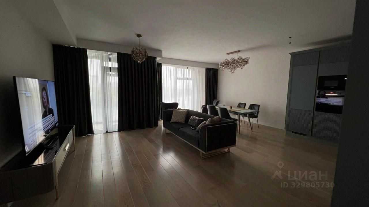 4-комнатная квартира, 134 м² — фотография 2