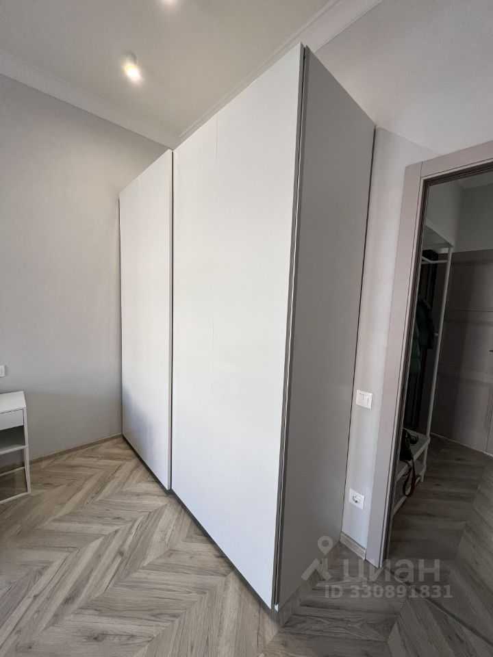 2-комнатная квартира, 64 м² — фотография 2