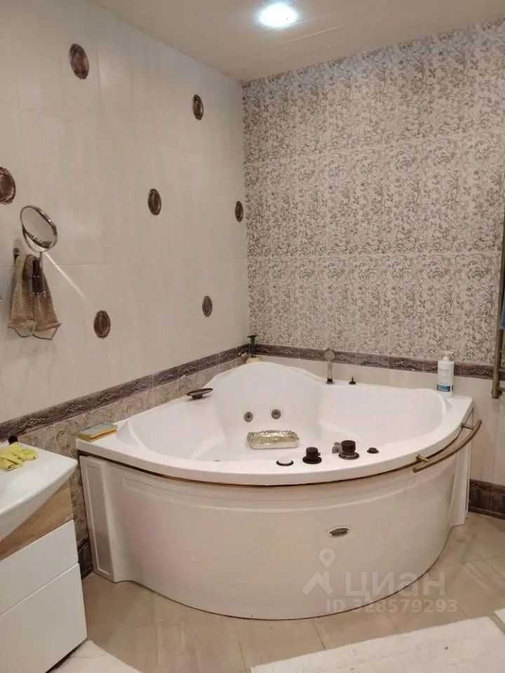 2-комнатная квартира, 72 м² — фотография 3