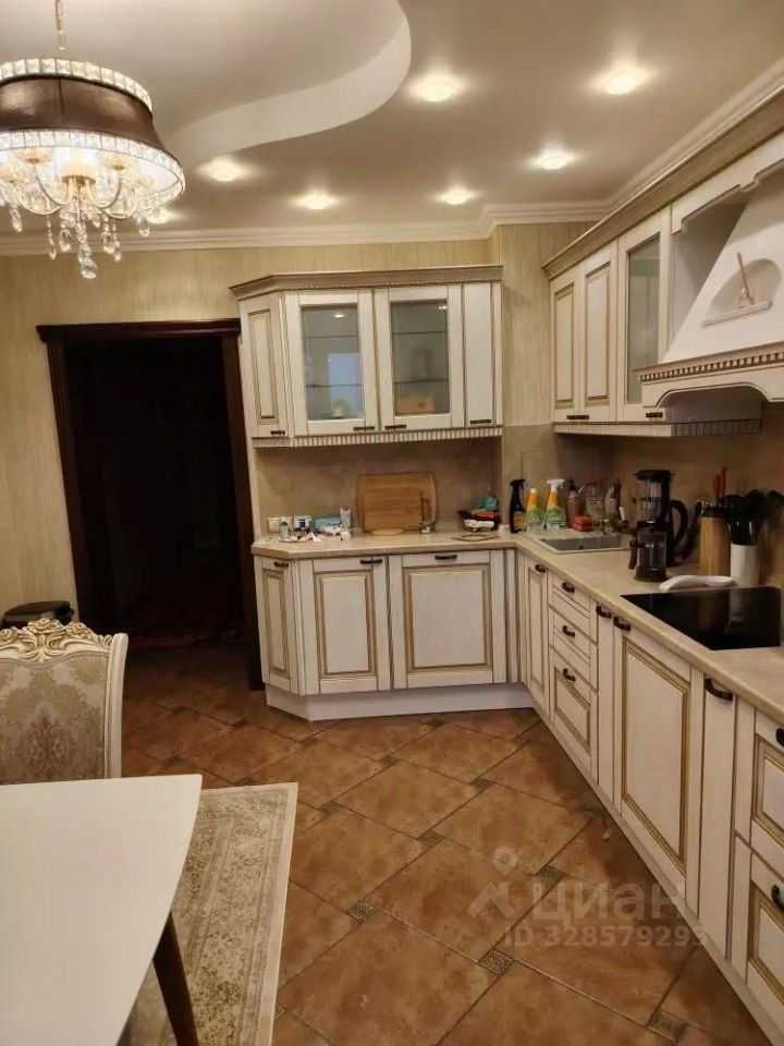 2-комнатная квартира, 72 м² — фотография 2