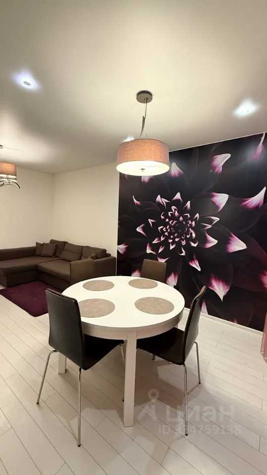 2-комнатная квартира, 70 м² — фотография 3