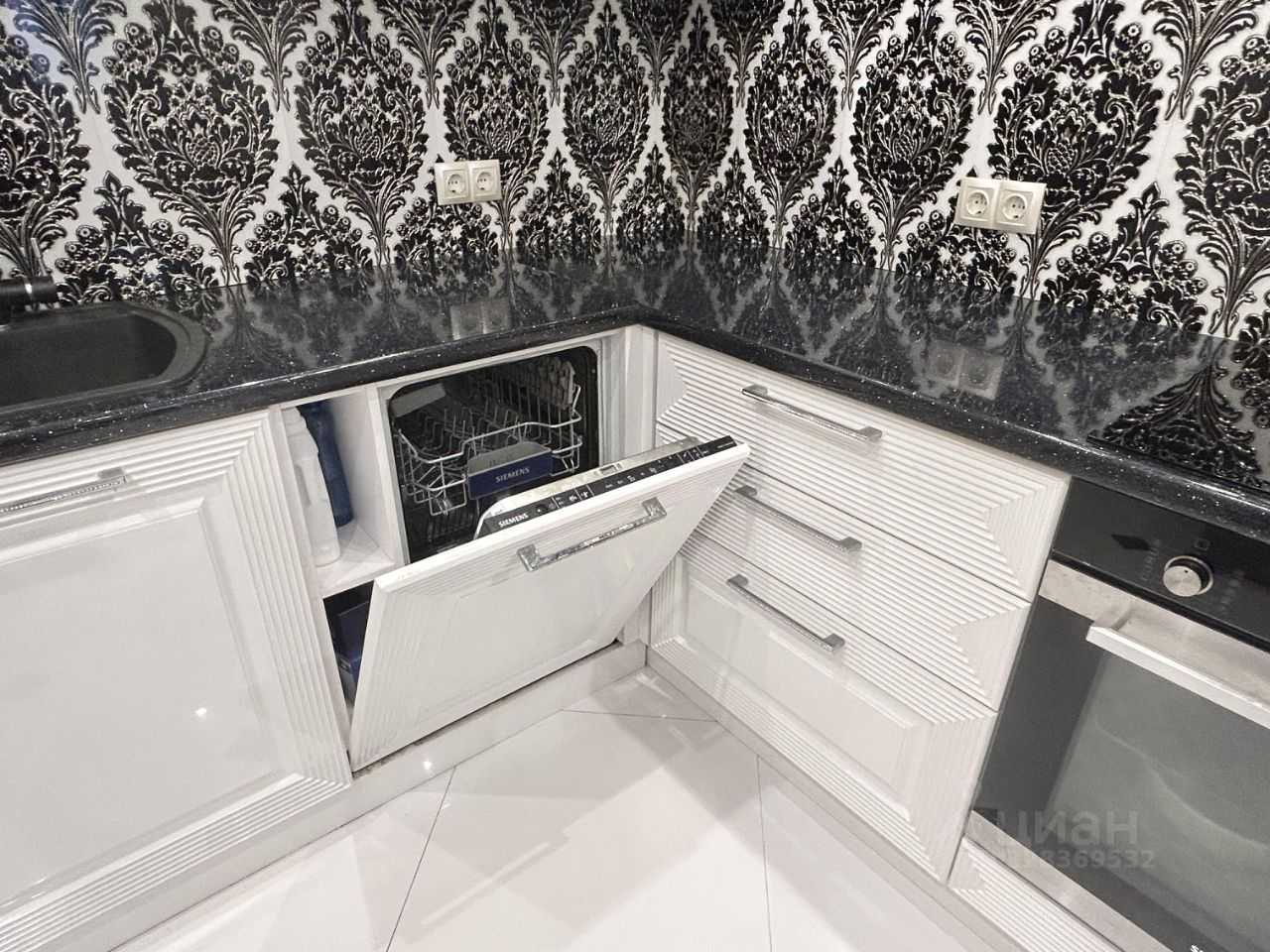 4-комнатная квартира, 120 м² — фотография 2