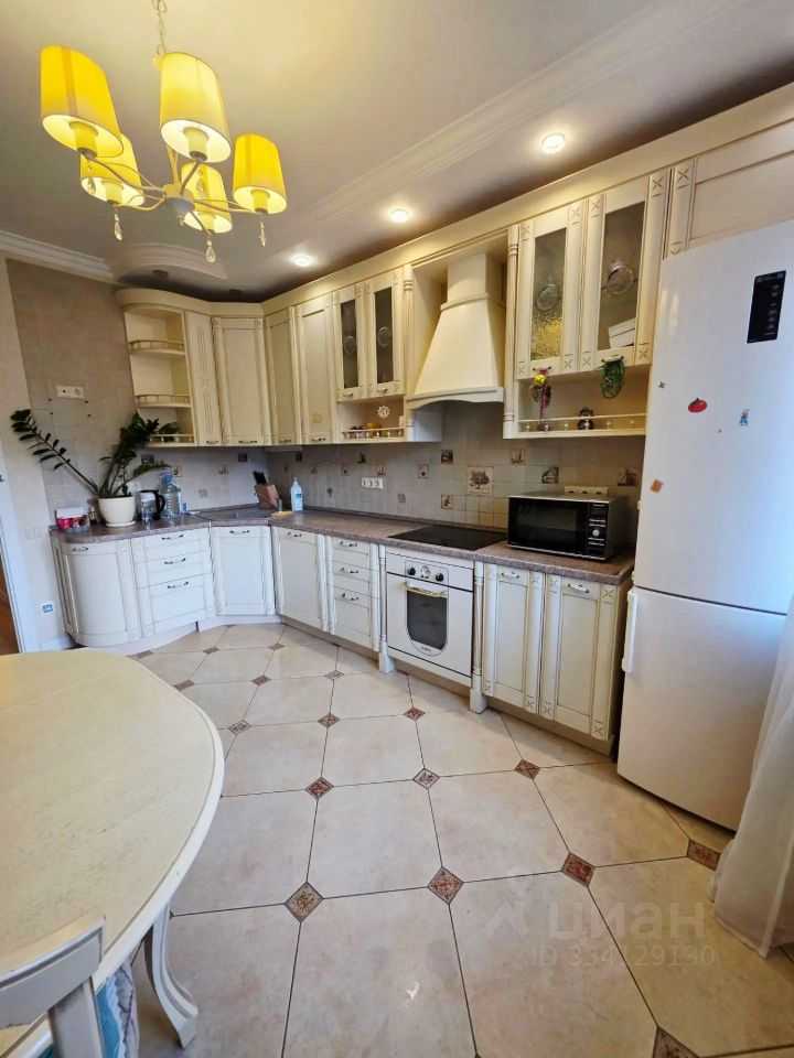 2-комнатная квартира, 72 м²